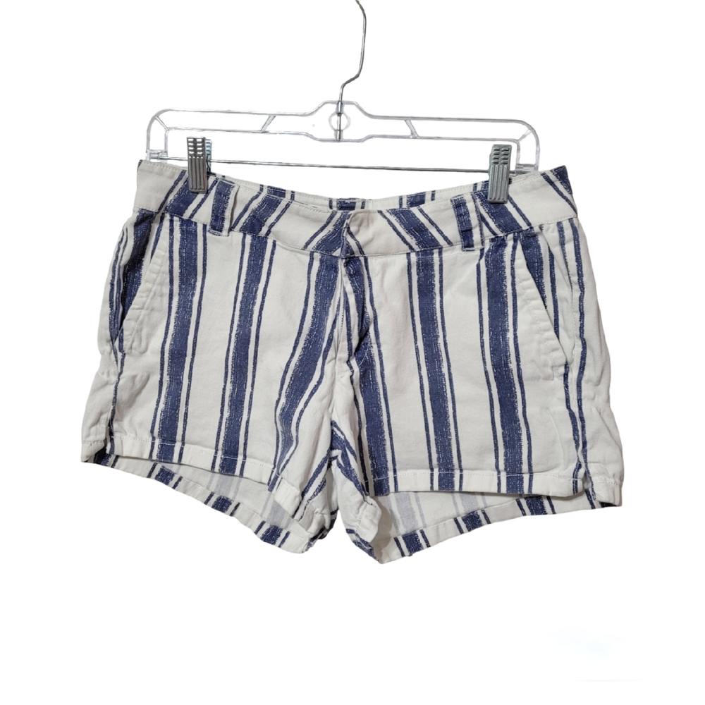 🎆 New York & Company Striped Coastal Shorts